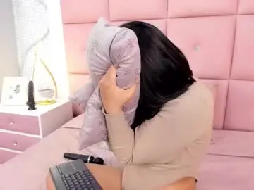 Daisysnugs  live sex cam