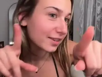 Elenahere4u  live sex cam