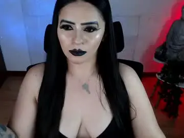 Emili_evans_  live sex cam