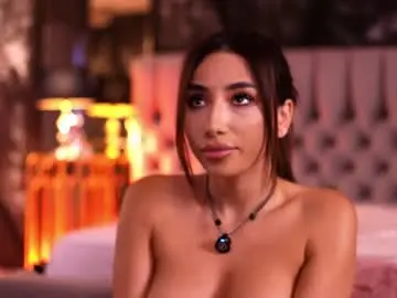 Ginavalentinna  live sex cam