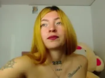 Madelen_2  live sex cam