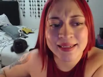 Mia_adams_red  live sex cam