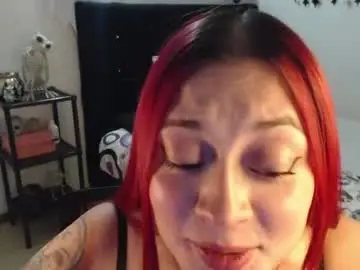 Mia_adams_red  live sex cam