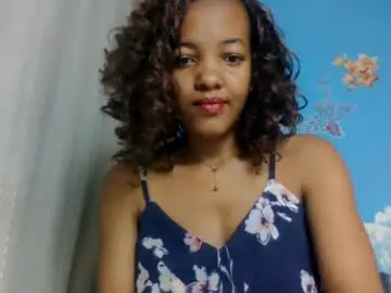 Mmyriame  live sex cam