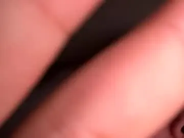 Prettylatinamomma01  live sex cam