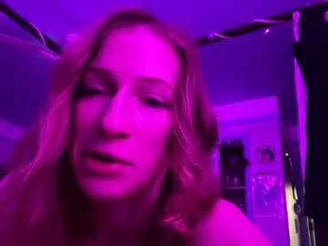 Youreinheaven  live sex cam