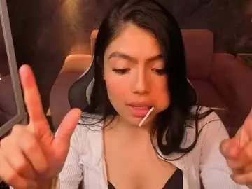 _charlottee_b  live sex cam