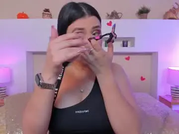 Anikaromanof  live sex cam