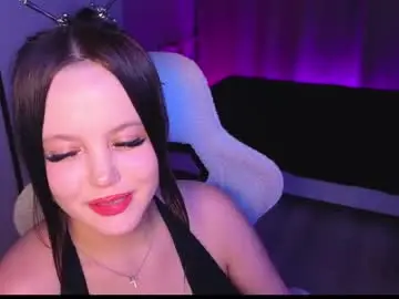 Betty__davvis  live sex cam