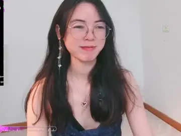Happyluckyrose  live sex cam