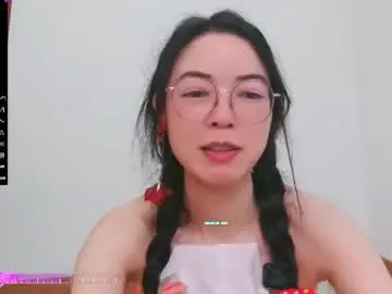 Happyluckyrose  live sex cam