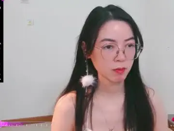 Happyluckyrose  live sex cam