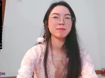 Happyluckyrose  live sex cam