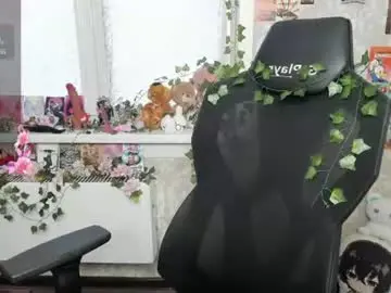 Inferno_kitten  live sex cam