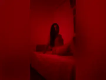 Jessysexy24  live sex cam