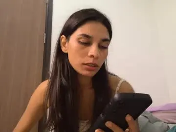 Laraewakely  live sex cam