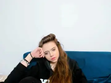 Lilaslim  live sex cam
