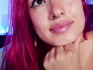 Luccycollins_  live sex cam