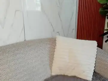 Miacastillovg  live sex cam