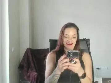 Misslilymariaxo  live sex cam