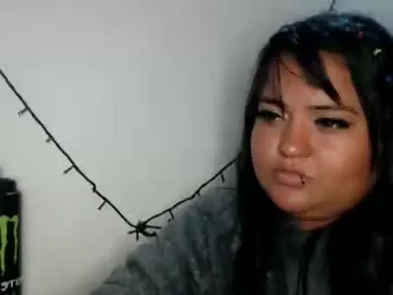 Moralito8a  live sex cam