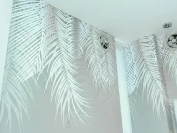 Princesslittle_4u  live sex cam