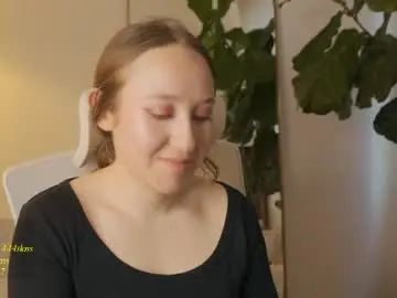 Skarpio17  live sex cam