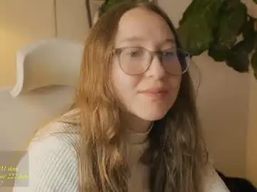 Skarpio17  live sex cam