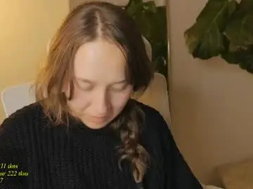 Skarpio17  live sex cam