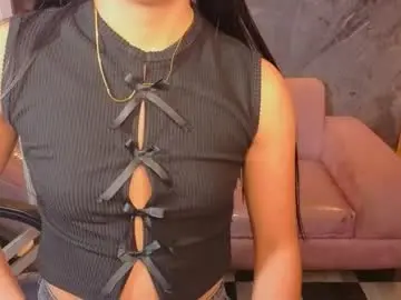 Sophie_jones_b  live sex cam
