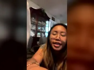 Vivieluv  live sex cam