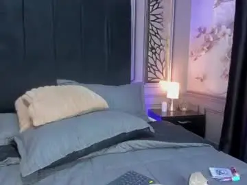 Amora_kiss  live sex cam