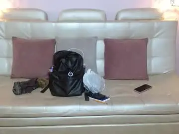 Bom_bomx  live sex cam