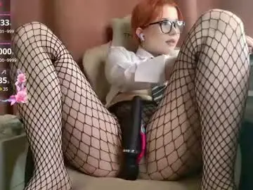Cloudiscrying  live sex cam
