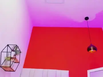 Curly_temptation69  live sex cam