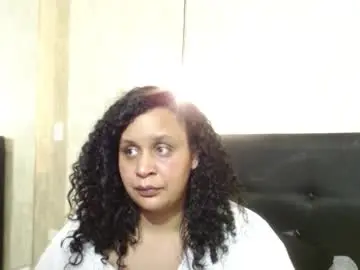 Danielaa_a  live sex cam