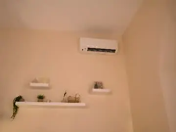 Demiblush  live sex cam
