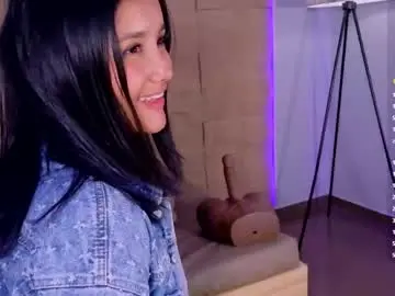 Hannahmonttgomery  live sex cam