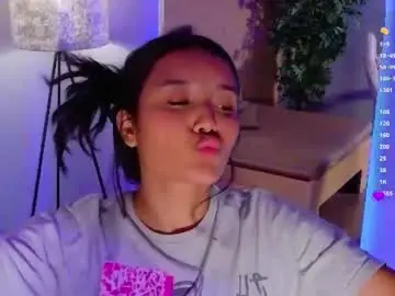 Hannahmonttgomery  live sex cam