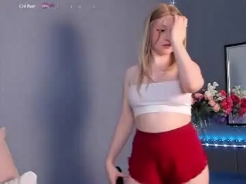 Honeylumi  live sex cam