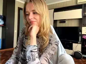 Iveydiefendorf  live sex cam