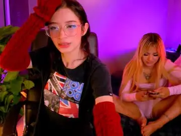 Kitty7707  live sex cam