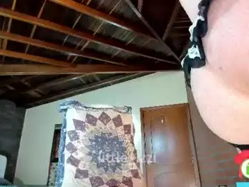 Little_izzi  live sex cam