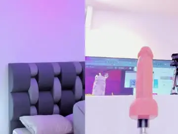 Maily_zans  live sex cam