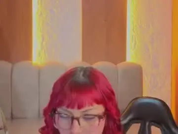 Naty_red_v  live sex cam