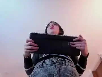 Nina_ford_  live sex cam
