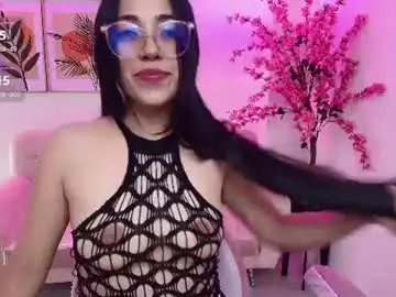Sara__strawberry  live sex cam