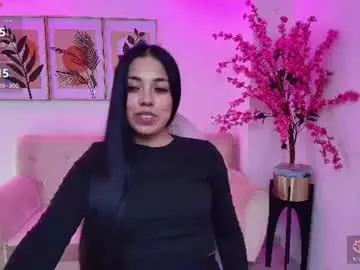 Sara__strawberry  live sex cam