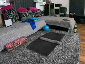 Sexydea  live sex cam