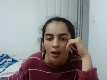 Tantricroots  live sex cam